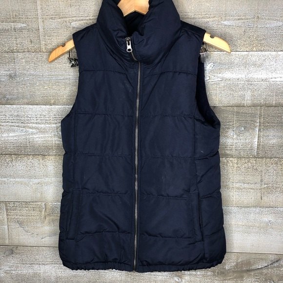 Old Navy womens XS navy puffer zip up outdoor spring vest - Picture 2 of 4